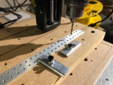 Alternative DZUS rails: 9.525 mm (3/8 inch) pitch, but with M4 holes